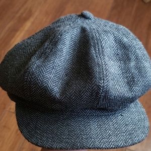 Calvin klein newsboy style cap